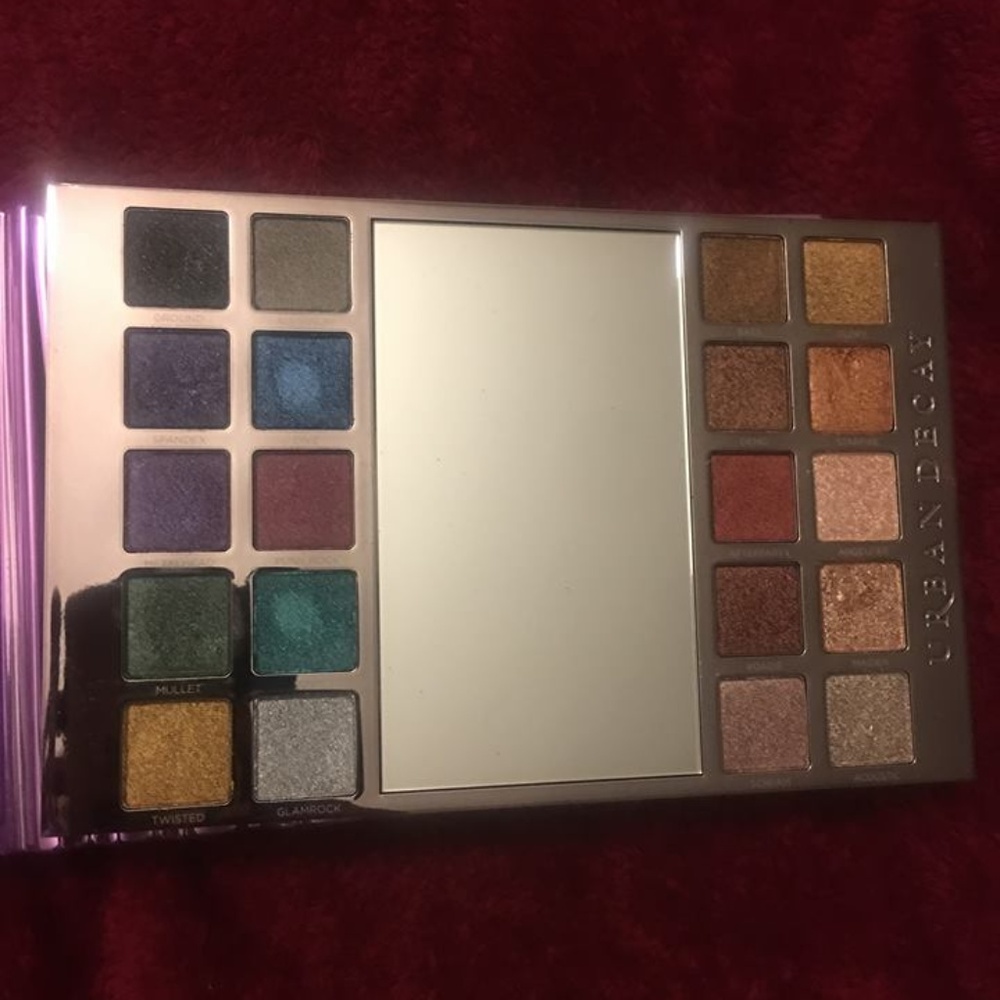Urban Decay Heavy Metals Eyeshadow Pallet